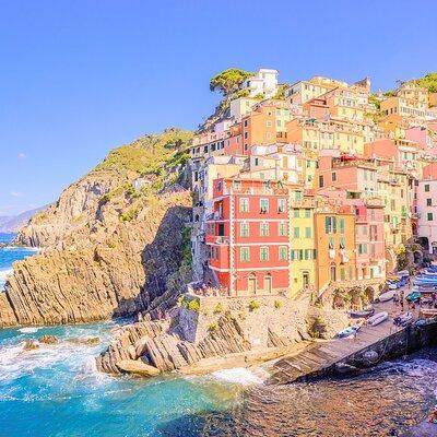 Scent of the Sea: Cinque Terre Park Full Day Trip from Florence