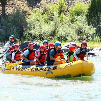 6-mile Western Scenic Raft Float in Yellowstone River