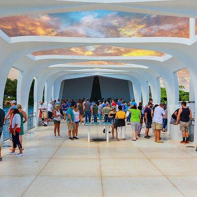 Tribute to Pearl Harbor Arizona Memorial and Honolulu City Tour