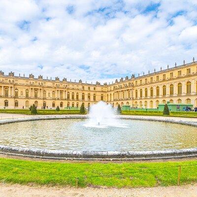 Paris: Priority Pass to Versailles Palace with Gardens & Estate