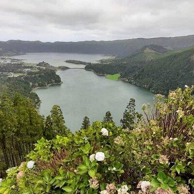 Guided Visit to the Crater and Volcano of Lagoa das Sete Cidades