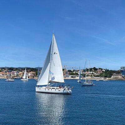 Cascais Private Sailing Cruise with a drink - Half day/full day 