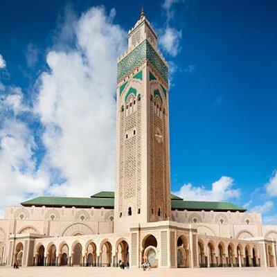 Casablanca Guided Tour with professional guide and lux vehicle