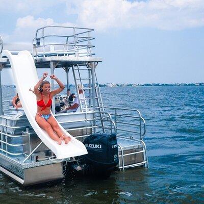 8-Hour Ultimate Party Pontoon Boat Rental in Dewey Beach