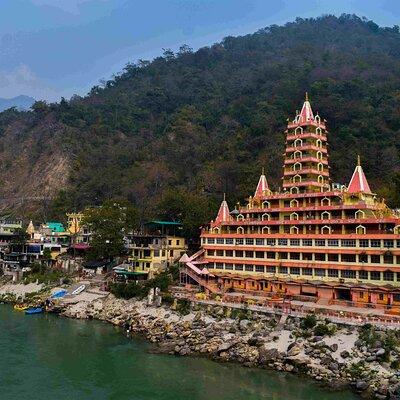 Spiritual Walk With The Most Famous Ganga Aarti In Rishikesh 