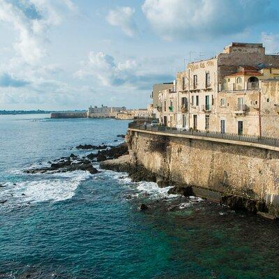 Syracuse Ortigia Scavenger Hunt and Highlights Self-Guided Tour