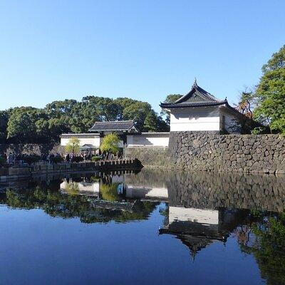 Imperial Palace East Garden and Heritage of Edo Castle Tour