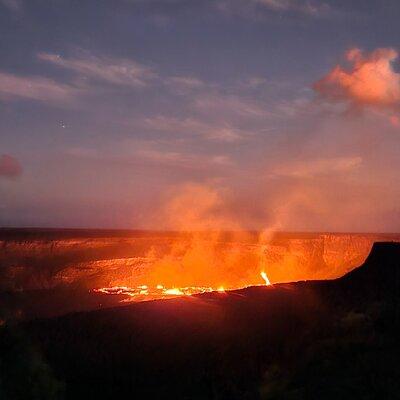 Volcano National Park and Rainbow Fall in Hilo, Hawaii