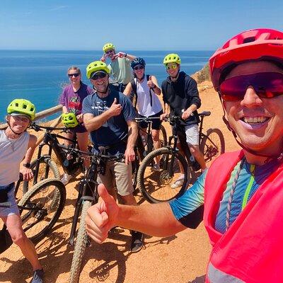 Algarve: Lagos sightseeing guided tour with E-bikes