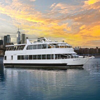 New York City Dinner Cruise with Live Music 