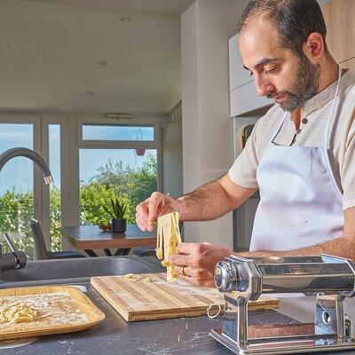 Cooking class in a villa with Palermo view