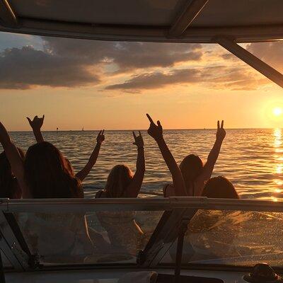 Sunset Boat Tour Around Anna Maria Island