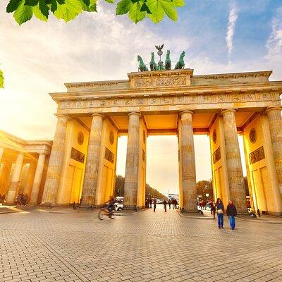 Deluxe Berlin Tour from Warnemunde or Rostock Cruise Port