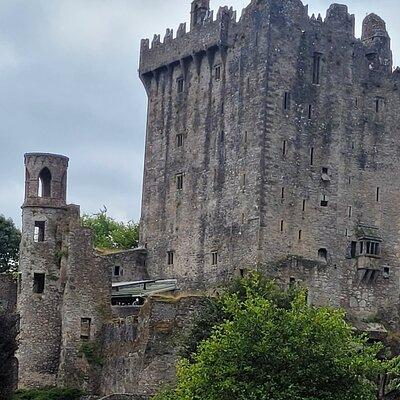 Private Taxi Tour of Blarney Castle ,Cork City and Kinsale .