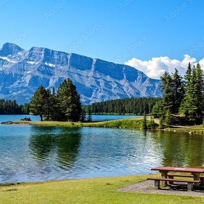 Banff Gondola, Lake Louise, Emerald Lake and Lake Minnewanka Tour