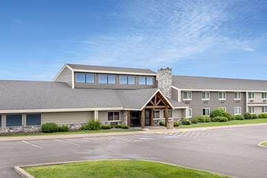 AmericInn by Wyndham Sturgeon Bay