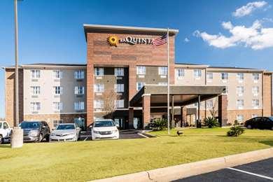 La Quinta Inn & Suites by Wyndham Montgomery