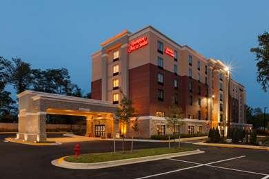 Hampton Inn & Suites by Hilton Camp Springs/Andrews Air Force Base