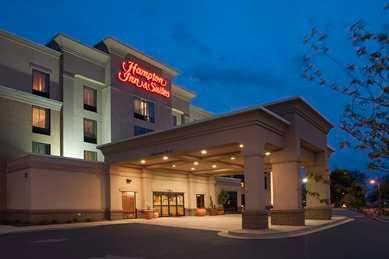 Hampton Inn & Suites