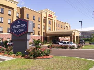 Hampton Inn & Suites by Hilton