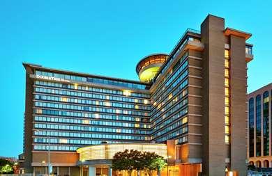 DoubleTree by Hilton Washington DC-Crystal City