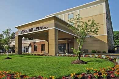 DoubleTree by Hilton Hotel Mahwah