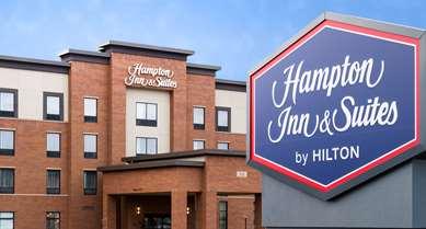 Hampton Inn & Suites by Hilton La Crosse Downtown