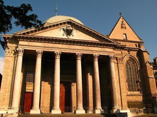 St. Peter's Cathedral (Cathédrale St-Pierre)