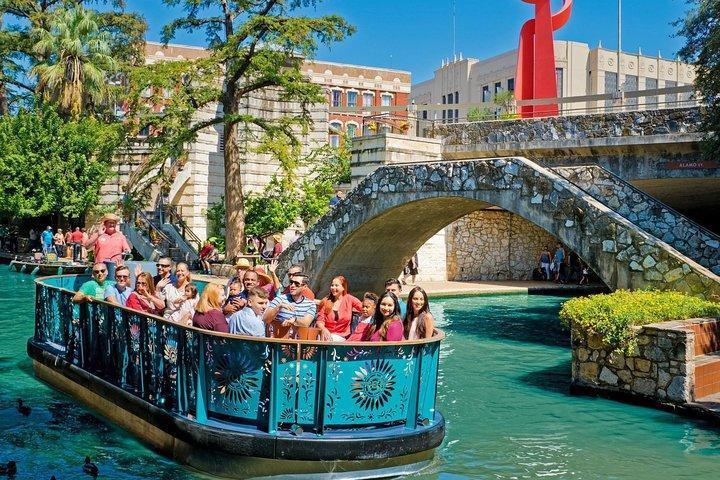 San Antonio River Walk (Paseo Del Rio)