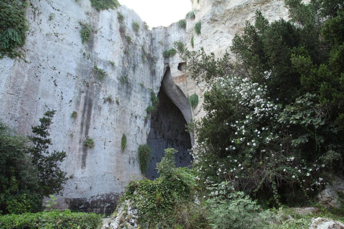 Ear of Dionysius (Orecchio di Dionisio)