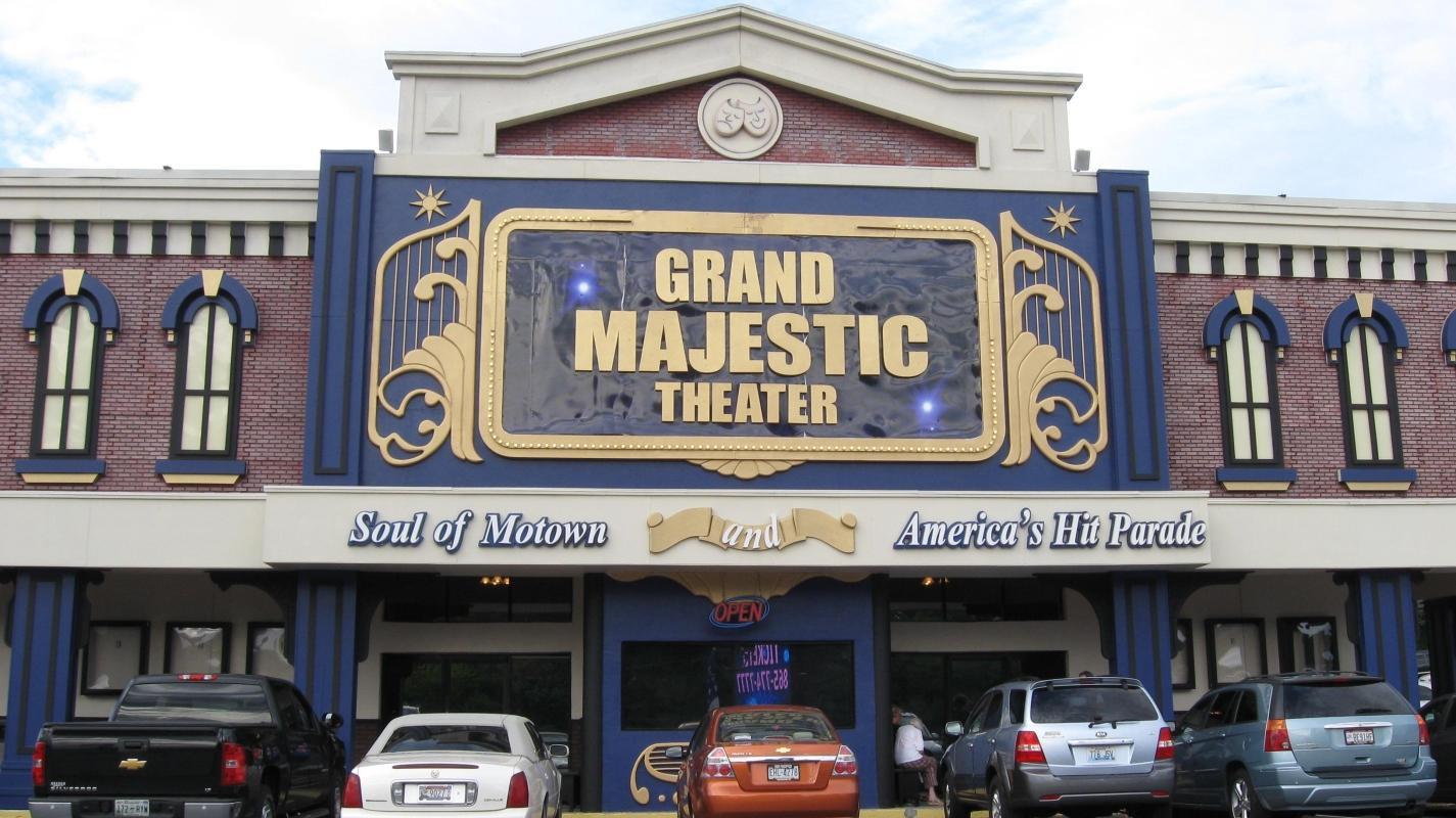 Grand Majestic Dinner Theater