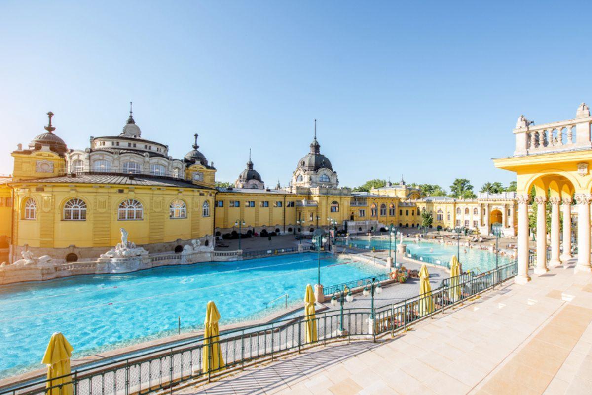 Széchenyi Thermal Baths (Széchenyi Gyógyfürdo)