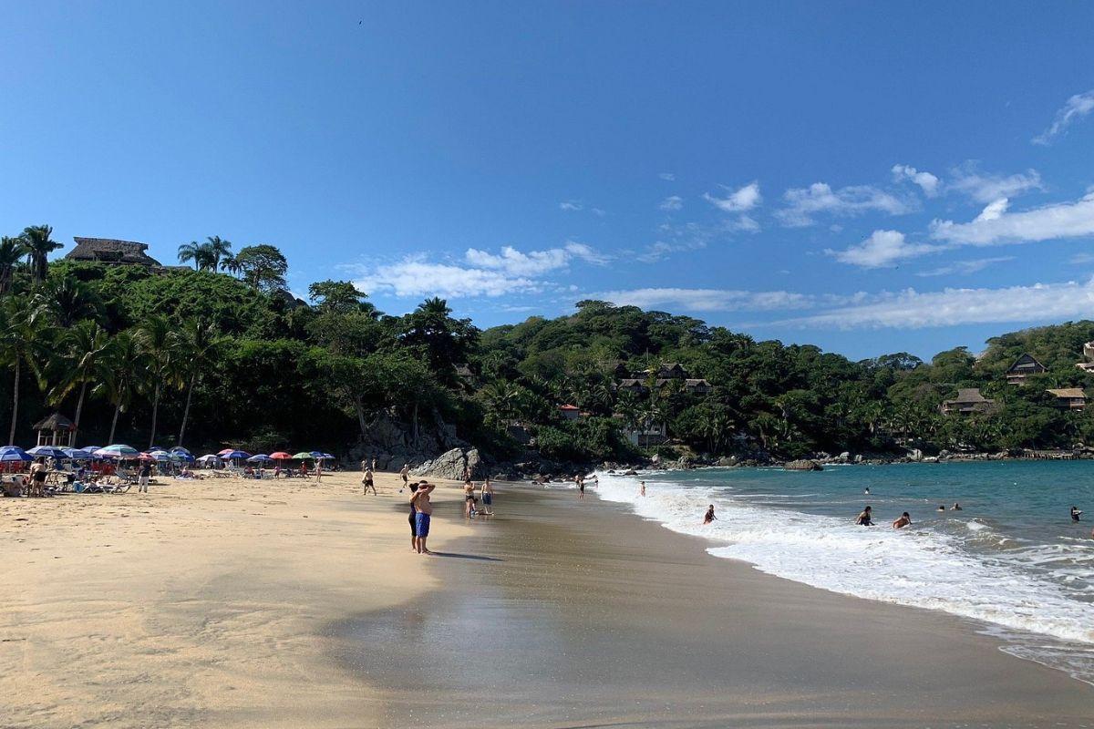 Playa de los Muertos