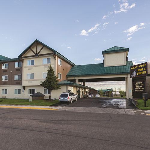 Gray Wolf Inn & Suites