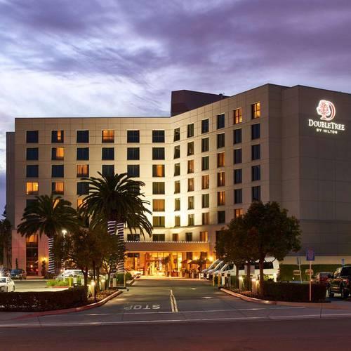 DoubleTree by Hilton Irvine-Spectrum