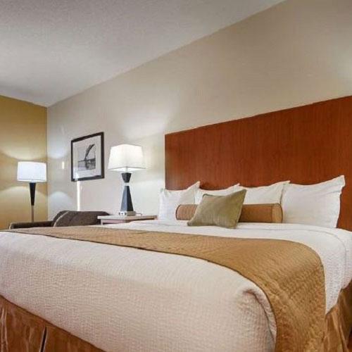 Best Western Plus Park Place Inn & Suites