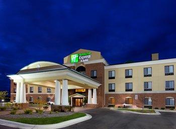 Holiday Inn Express & Suites Bay City