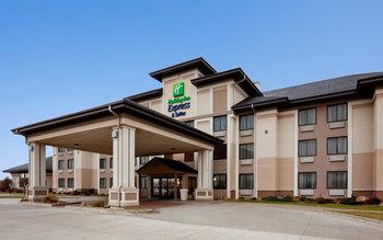 Holiday Inn Express & Suites