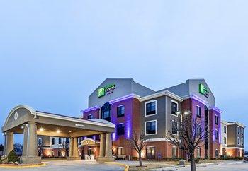 Holiday Inn Express Hotel & Suites Guymon